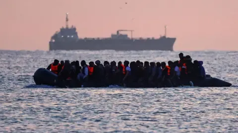 First Asylum Seeker Returned to France Under Recent ‘One In, One Out’ Deal